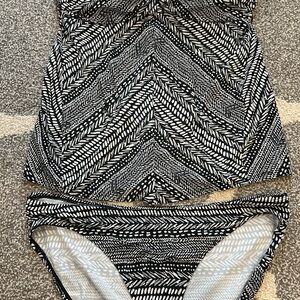 Jessica Simpson Maternity Swimsuit Size L